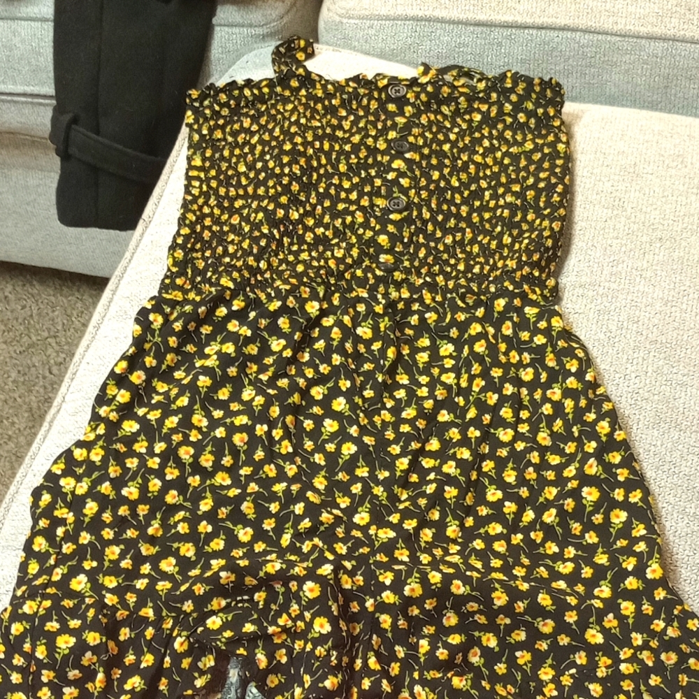 Art class size L(10-12) girls sunflower romper